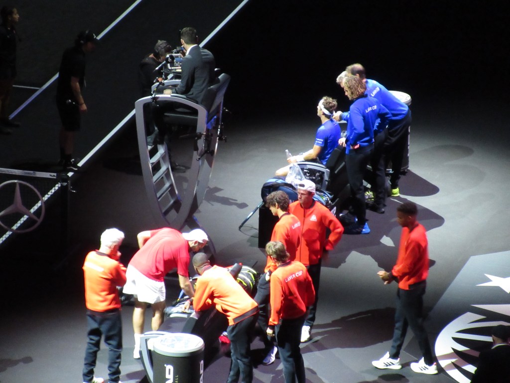 De spelers worden gecoacht door hun team